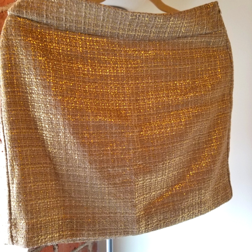 BANANA REPUBLIC" GOLD PRINT/LINED MINI, SIDE zip.. BNWT